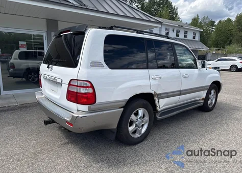2005 Toyota Land Cruiser z USA, uszkodzony, nr VIN JTEHT05J152076068